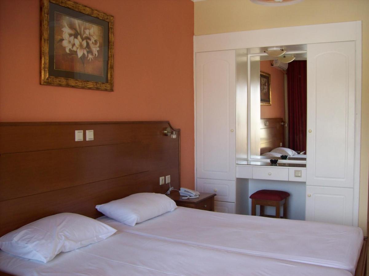 آغيوس ستيفانوس Thomas Bay Hotel المظهر الخارجي الصورة