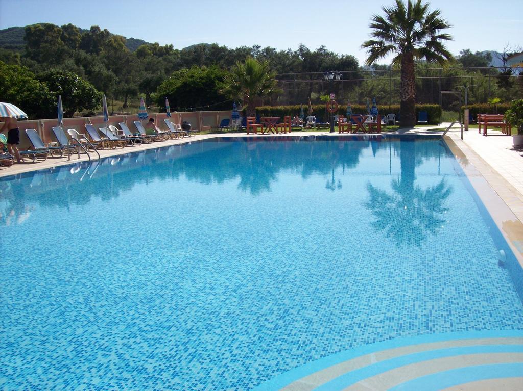 آغيوس ستيفانوس Thomas Bay Hotel المظهر الخارجي الصورة
